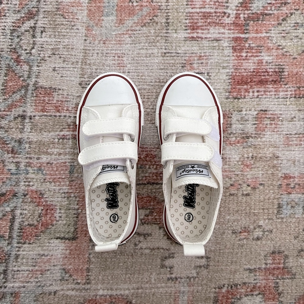 White weestep sneakers size 9 toddler